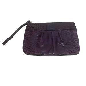 CHEZ- PURPLE LEATHER WRISTLET